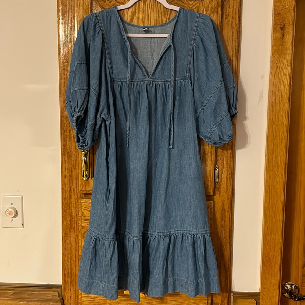 NWT Old navy Chambray Jean Dress